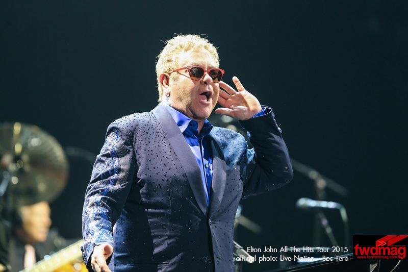  photo EltonJohnlive2015_7.jpg