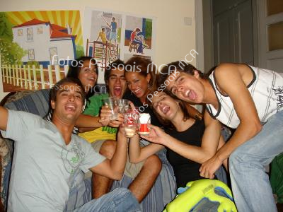 (Jaime), Catarina Morazzo, Tiago Carreira, Mariana Monteiro, Sara Pratas e Rui Simões