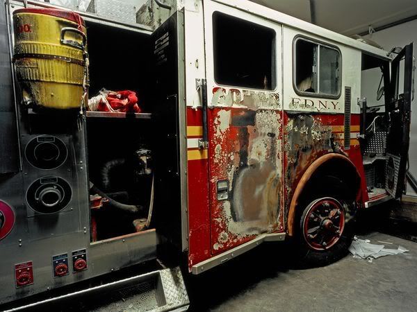 memory-remains-fdny-firetruck_37803_600x450.jpg