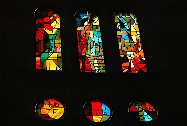 Art With Exclamation Marks: Stained Glass at Sagrada Familia [enlarge]