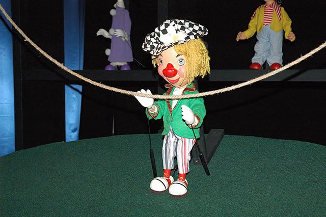 Classic Marionettes at Tibidabo Amusement Park: Clown [enlarge]
