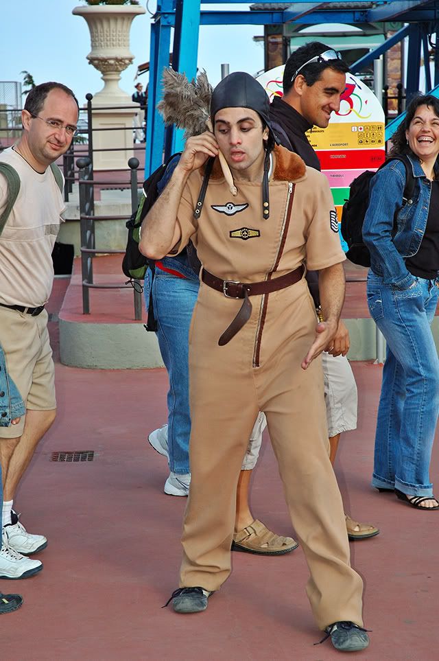 Funny mime artist at Tibidabo Amusement Park, Barcelona