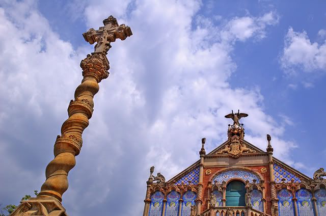 Cross at Sant Pau Hospital, Barcelona, Spain [enlarge]