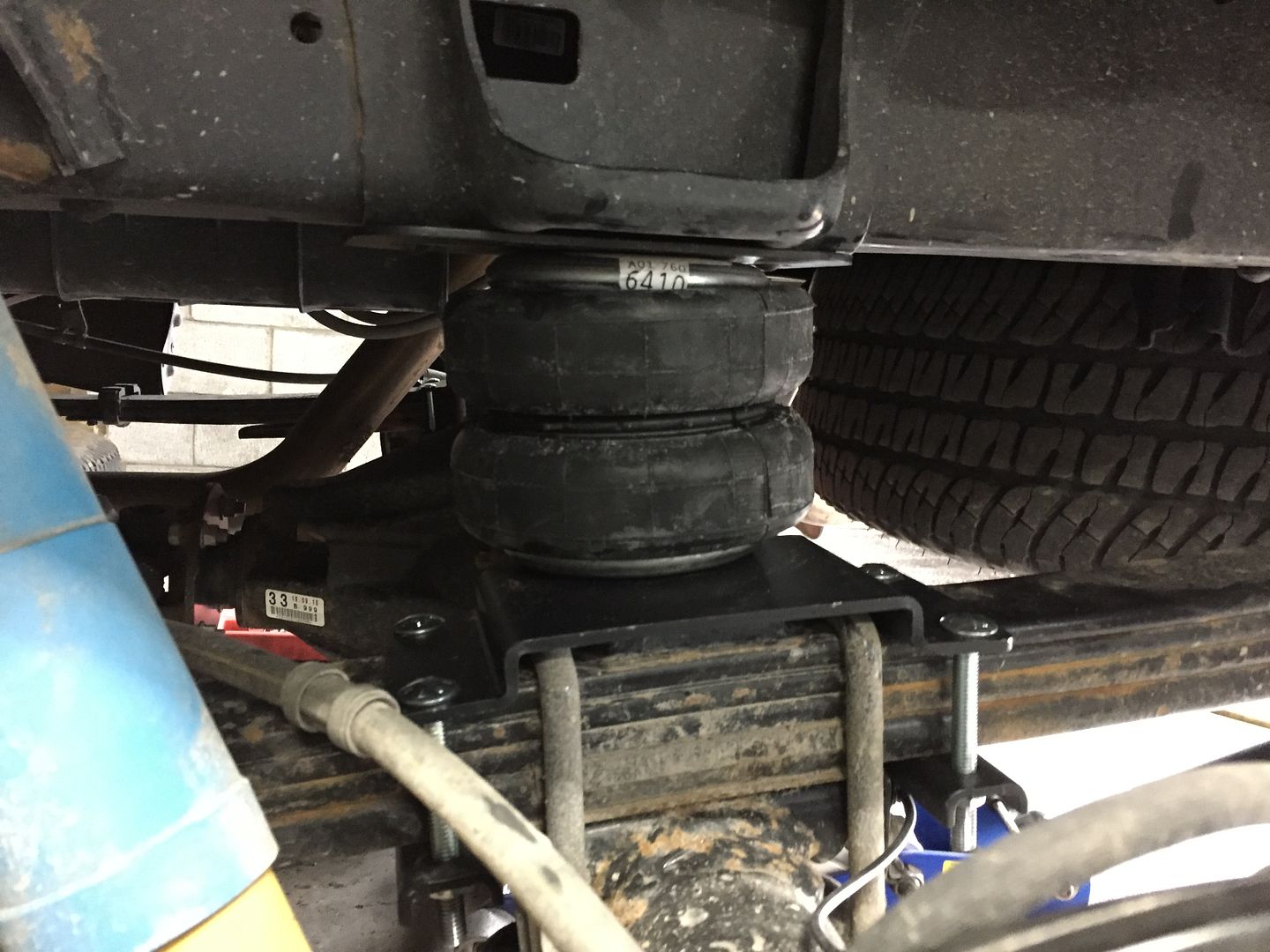 2016 Firestone air bags and airlift 72000 wireless air install Toyota