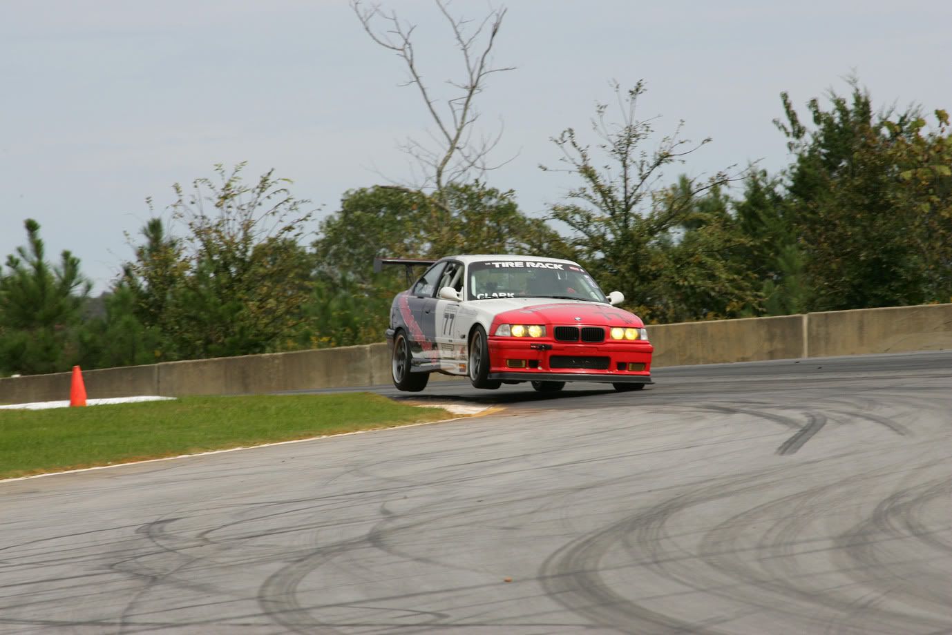 http://i63.photobucket.com/albums/h136/jclarksince86/Racing%202009/BMWOKTOBERFESTRoadAtlantaSept30--2.jpg