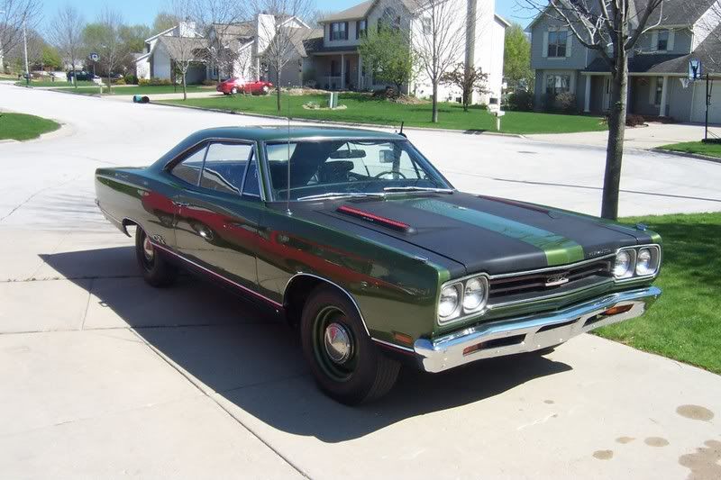 1969 Plymouth GTX 1970 Dodge Charger