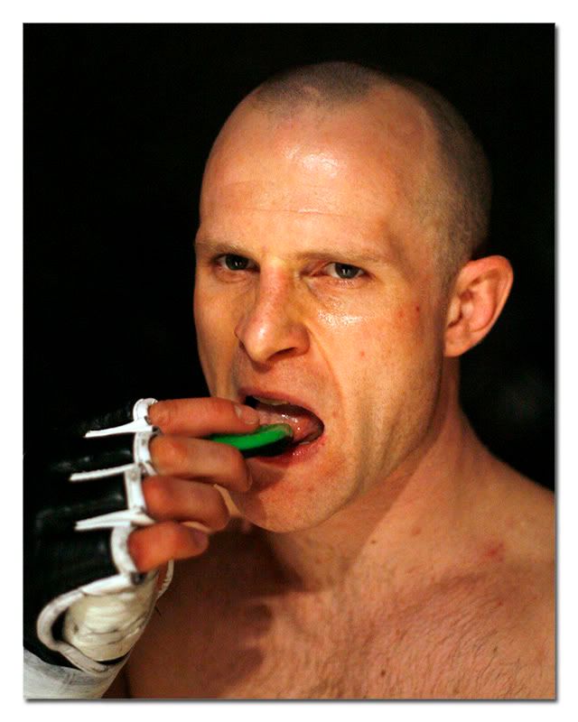 IMAGE: http://i63.photobucket.com/albums/h143/bristolpete2005/200kb/UNi_PTFN20062.jpg