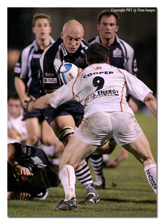 IMAGE: http://i63.photobucket.com/albums/h143/bristolpete2005/Bristol%20Rugby/PBT_TitanImages_BR27102006-1.jpg