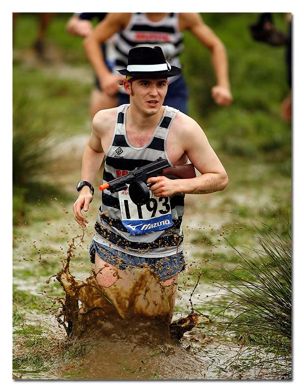 IMAGE: http://i63.photobucket.com/albums/h143/bristolpete2005/Slog/UN_PT_SLOG121120066.jpg