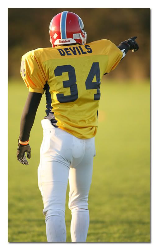 IMAGE: http://i63.photobucket.com/albums/h143/bristolpete2005/Team%20England%20Trials/UNi_PT_TETRIALS410200613.jpg