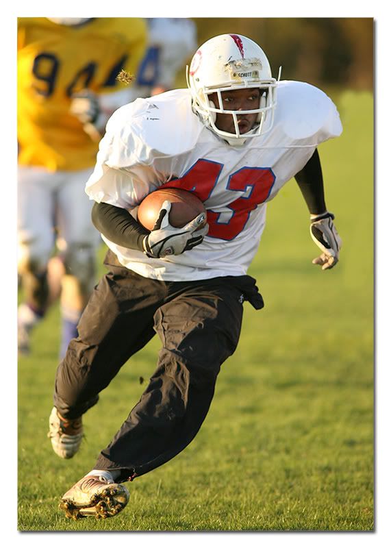 IMAGE: http://i63.photobucket.com/albums/h143/bristolpete2005/Team%20England%20Trials/UNi_PT_TETRIALS410200614.jpg