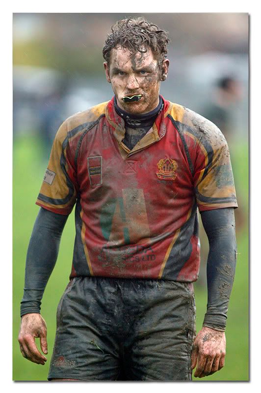 IMAGE: http://i63.photobucket.com/albums/h143/bristolpete2005/lost%20and%20found/UNi_PT_BishopstonRugbyvs-5.jpg