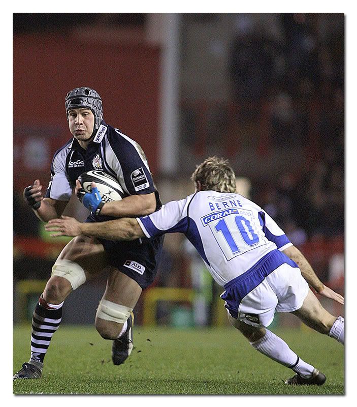 IMAGE: http://i63.photobucket.com/albums/h143/bristolpete2005/wsasdasdasdasdasdasdas/UNi_PT_Bristol_Bath_27_12_20062.jpg