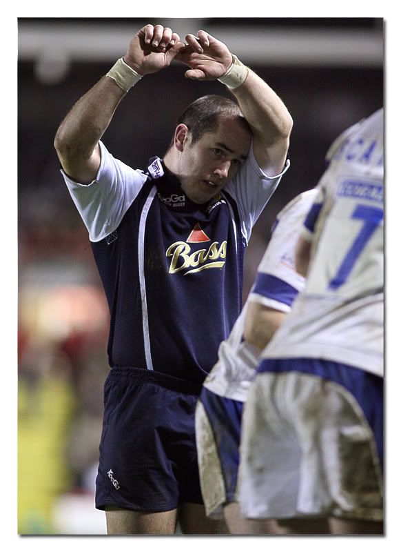 IMAGE: http://i63.photobucket.com/albums/h143/bristolpete2005/wsasdasdasdasdasdasdas/UNi_PT_Bristol_Bath_27_12_20066.jpg