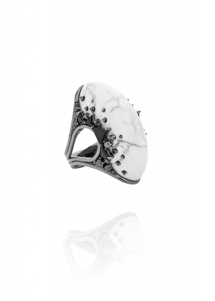 fernando jorge Fusion-Long-Ring-Black-and-White- madeofjewelry - jewelryblog 