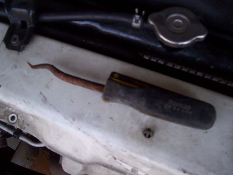 http://i63.photobucket.com/albums/h144/l2efused/crash/toolthatwasinmycar.jpg