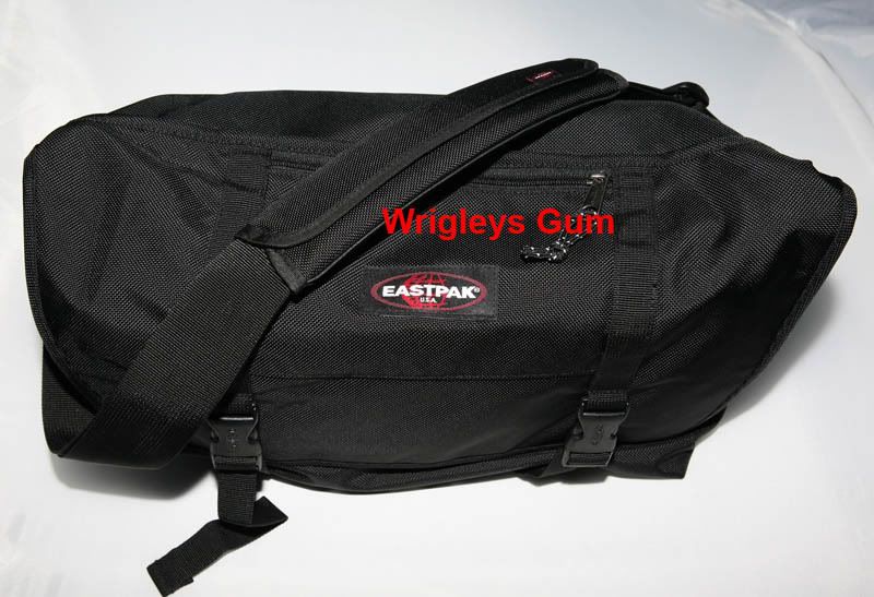 IMAGE: http://i63.photobucket.com/albums/h147/Col_M/Camera%20stuff/bagclosed.jpg