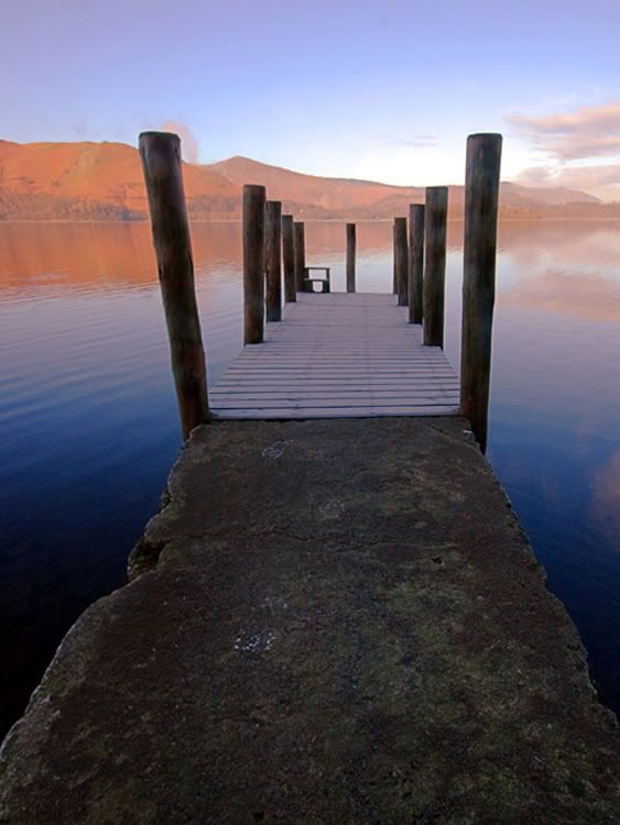 IMAGE: http://i63.photobucket.com/albums/h150/Fusion_2006/LAKES/lake3per.jpg