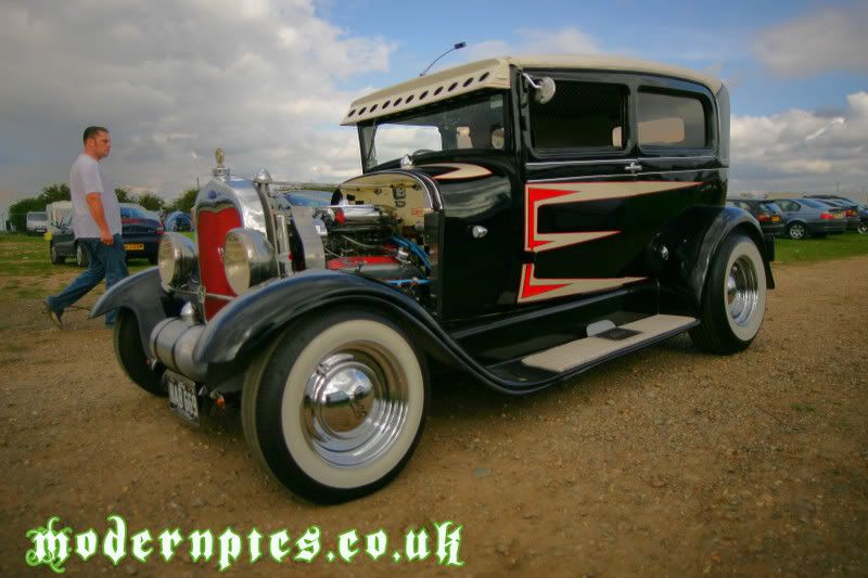 IMAGE: http://i63.photobucket.com/albums/h152/zilly_photos/RQ5P1827.jpg