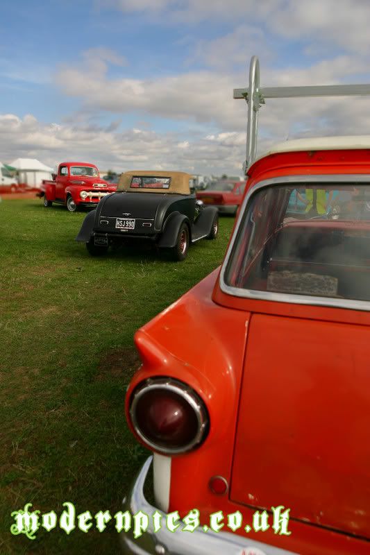 IMAGE: http://i63.photobucket.com/albums/h152/zilly_photos/RQ5P1833.jpg