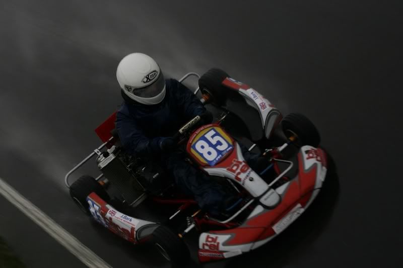 IMAGE: http://i63.photobucket.com/albums/h152/zilly_photos/karts/RQ5P4461.jpg