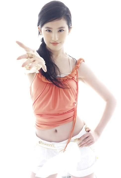Liu Yifei - Wallpaper Actress