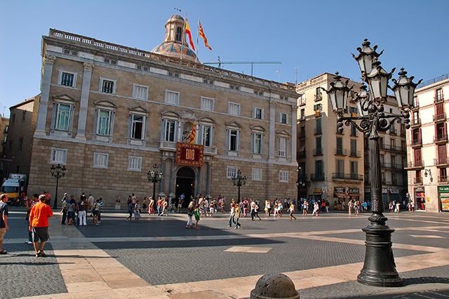 Sant Jaume Square: View of Palau de la Generalitat in Barcelona, Spain [enlarge]